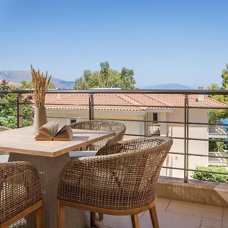 Deluxe Kefalonia Noufaro 1 Bedroom Pool Villa